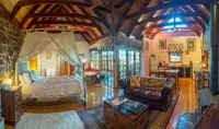 Observatory Cottages Hotels in Kalorama