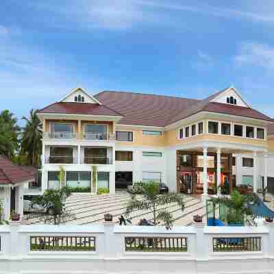 Lake Palace Trivandrum Hotel Exterior