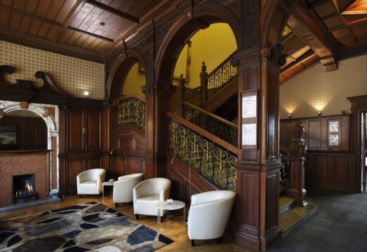 5. B+B 에든버러..