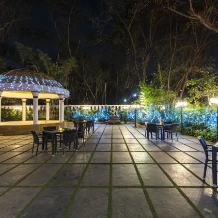 Hotel Phoenix Koregaon Park