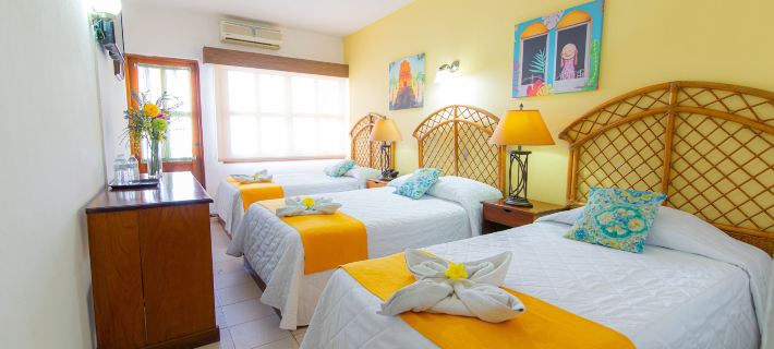 Hotel Santana Hotels in Flores