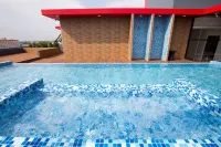 Villa Baron - Rooftop Pools