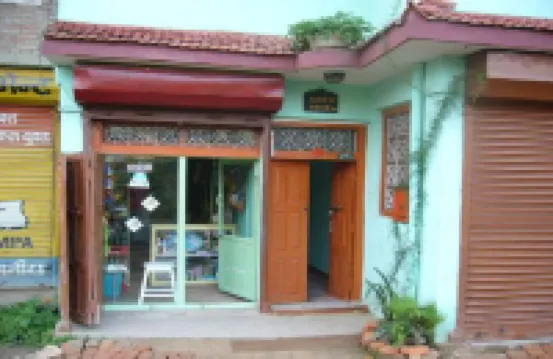 薩納斯之家青年家庭旅館