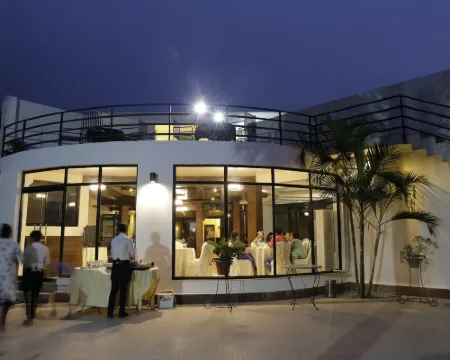 Club de Novo Hotel Hotels in Butwal