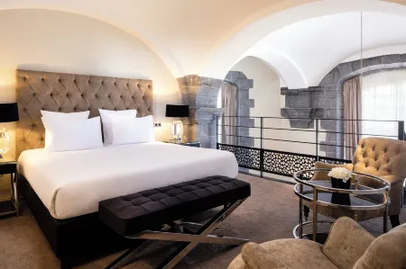 Royal Hainaut Spa & Resort Hotel Отели в г. Оннен