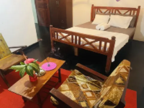 Thaaru Guest Hotels in Mirissa