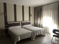 Hotel Marqués de Santillana Hotels in Socobio