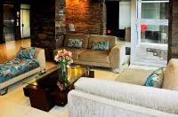 Hotel Polo Cusco Suites - Bãi đậu xe