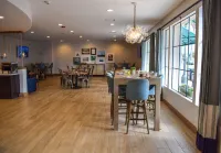 Beachside Inn - Desayuno