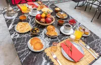 리야드 발키스  호텔