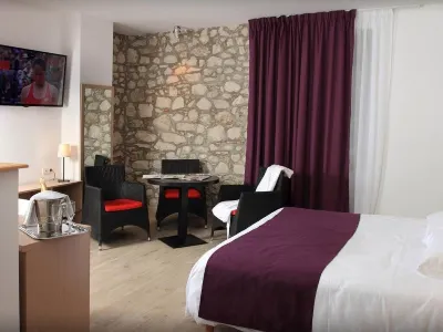 Hôtel Terranostra Hotels in Saint-Paul-de-Jarrat