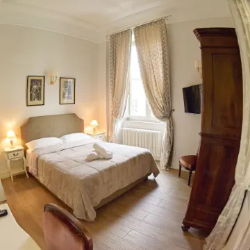 Al Centro Luxury Home