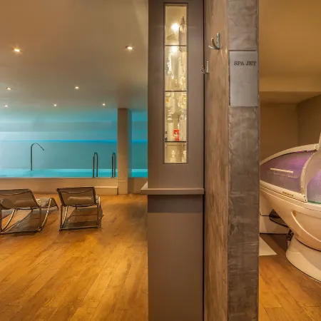 Hôtel Montaigne & Spa