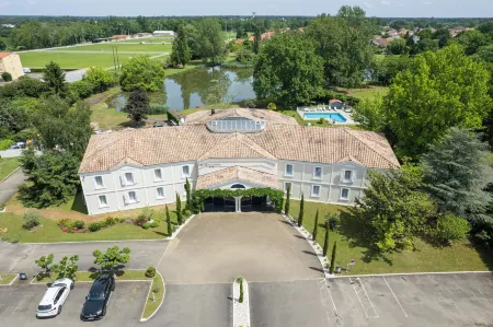 Le Renaissance Отели в г. Мон-де-Марсан