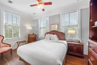 Coombs Inn & Suites