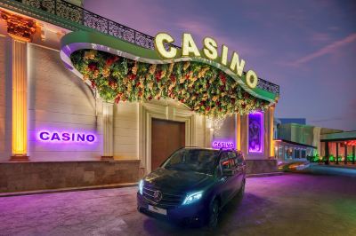 Hotel Exterior Les Ambassadeurs Hotel & Casino Photo