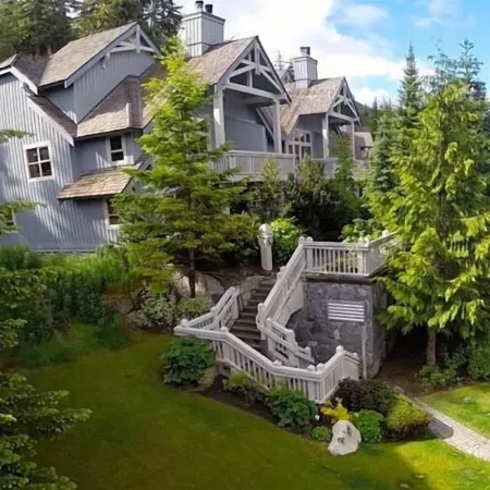 Treeline Townhome by Whistler Premier