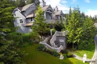 Treeline Townhome by Whistler Premier - 2-Star