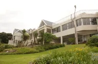 The Pink Lodge on the Beach