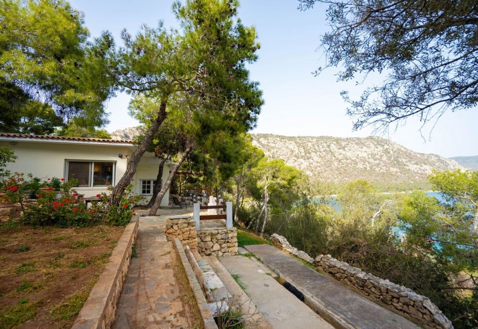 Hotel Αeraki Cottage at Heraion Lagoon, Exterior, Garden
