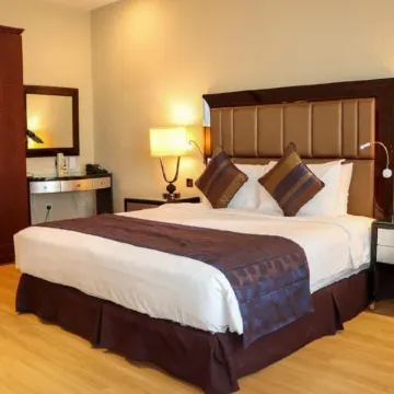 Premium Strato Hotel