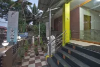 Jaya Bharathi Lodge Hotel a Marthandam