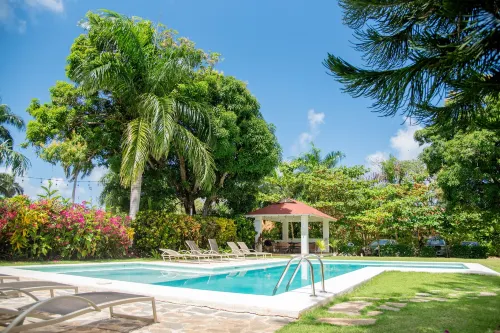 El Pelicano Apart-Hotel - Apartments