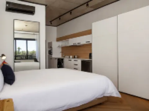 Bridgewater Apartments Hotels in Century City