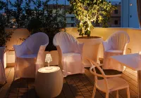 إيديليو لاكشري روومز