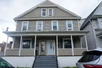 "Serene Escape: Leave Worries Behind" Hotels in Wilkes Barre