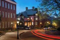 86 ステート サークル - ラグジュアリー ブティック ホテル