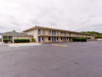 Travelodge by Wyndham Norfolk Airport Hotels in Norfolk