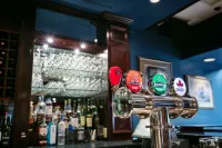 Best Western Ville-Marie Montreal Hotel  Suites - Barer