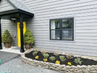 Bar Harbor Condos Hotels in Sullivan