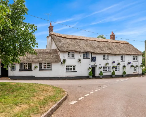The Ley Arms Hotels in Kenn