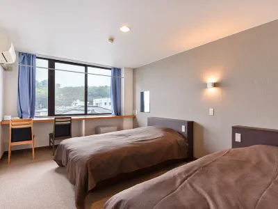 Prince Hotel Sugigen Hotels in Shikokuchūō