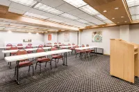 Super 8 by Wyndham State College Hôtels à : College Township