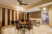 Treebo Urban Oasis Inn, Sixmile - 2-Star