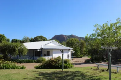 QCWA Kissing Point Units Hotels in Horseshoe Bay