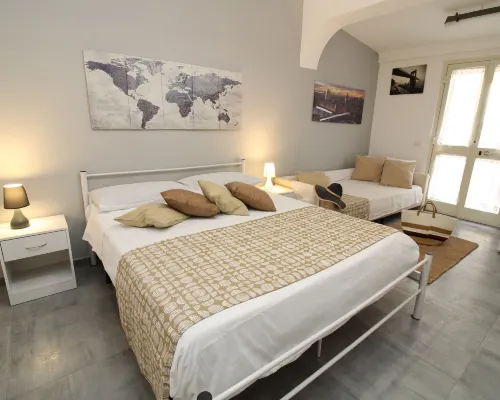 Summer Room- Fronte Spiaggia Hotels in La Caletta