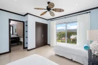 Ocean View, Luxury Penthouse at Diamonte del Sol 702N