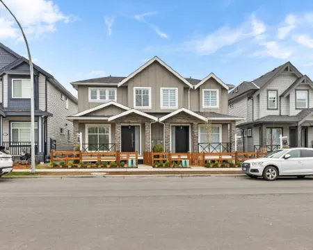 Levida Living - Cozy 2 Bedroom Suite at the Heart of Langley Hotels in Langley Township