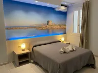 Hotel on the Promenade of Stintino, Rooms with Air Conditioning and Private Bathroom