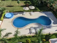 Luwa Evergreen Hotel - piscine