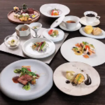 箱根蘆之湖四季之館飯店