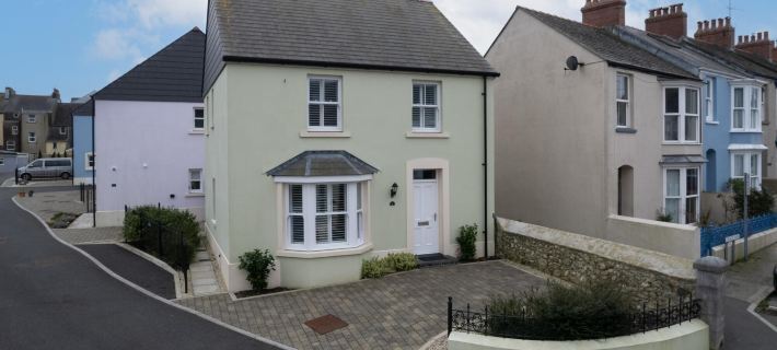 Cottage Mews - Seaside Cottage Parking Terrace Hotels in Tenby