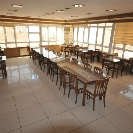 Altinnal Hotel
