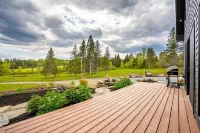 3BR Escape w/ Hot Tub + Grill + Fireplace