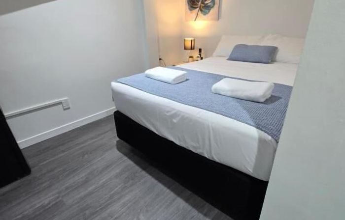 Microtel Lodge Hamilton - Hostel