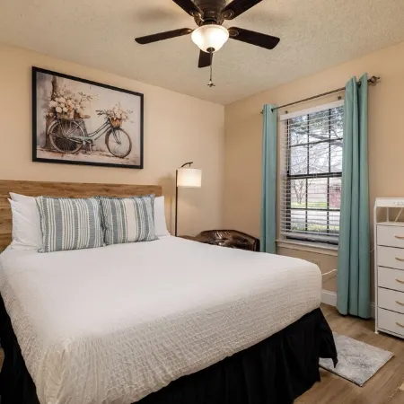 Pool, Game Room & Sleeps 12 – World Cup Ready